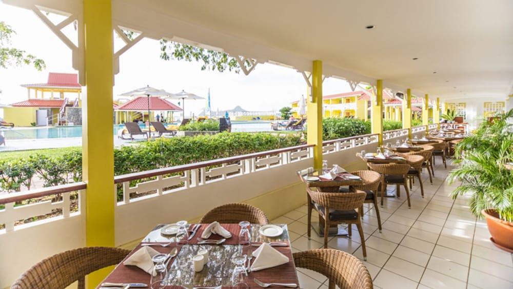 Starfish St Lucia Hotel Rodney Bay Bagian luar foto