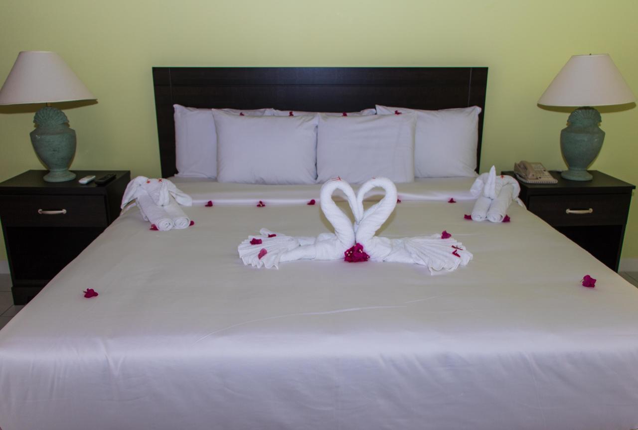 Starfish St Lucia Hotel Rodney Bay Bagian luar foto