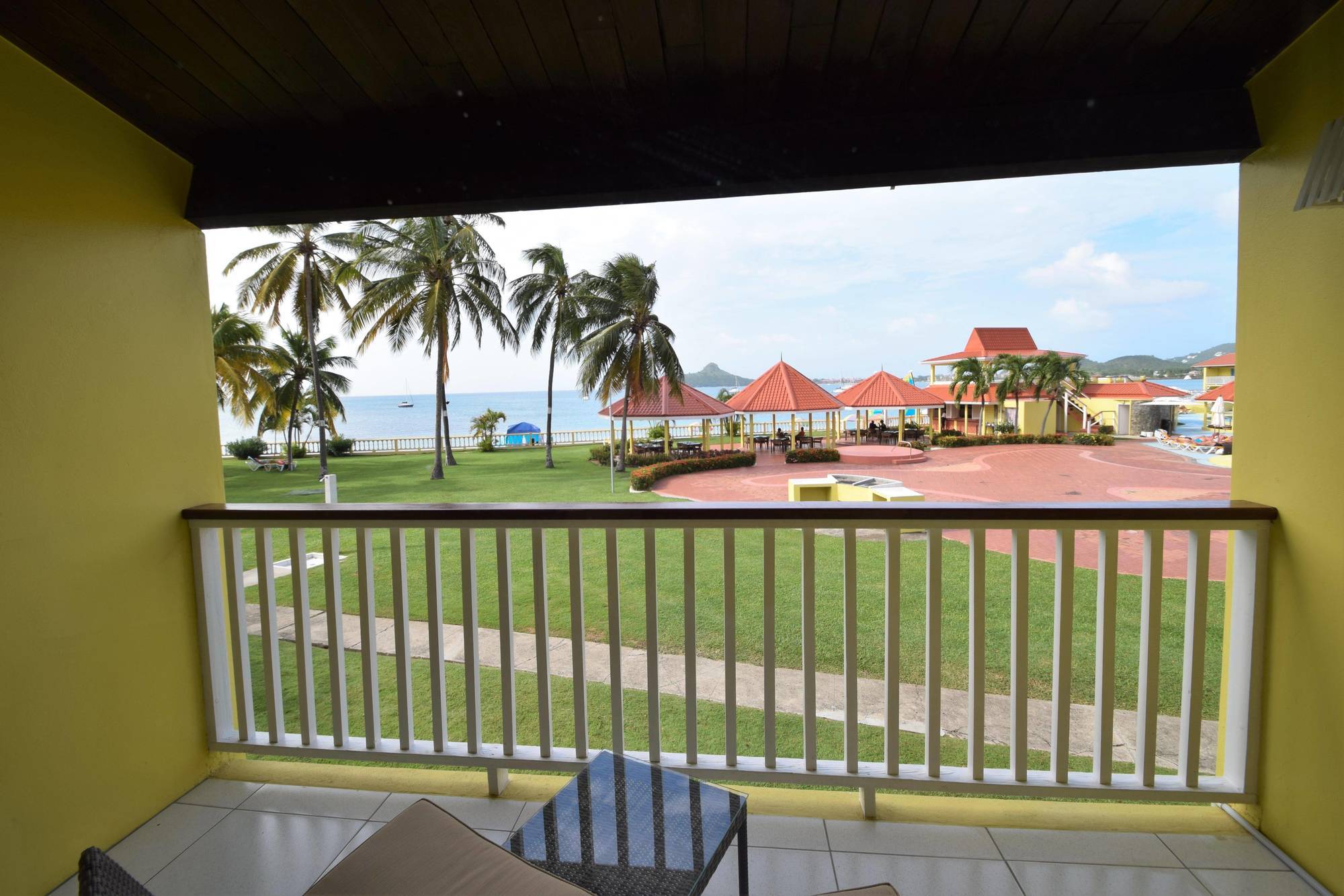 Starfish St Lucia Hotel Rodney Bay Bagian luar foto